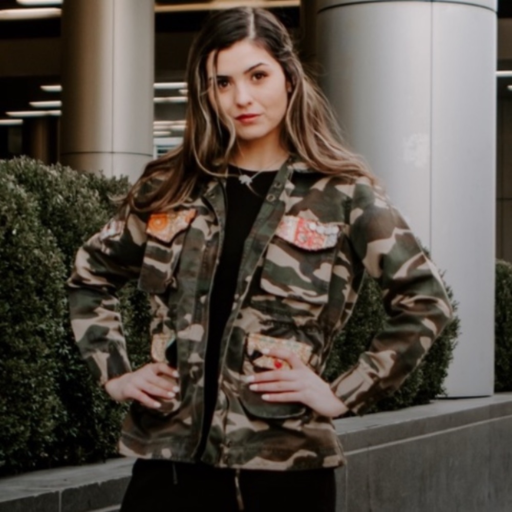 NWOT Anthropologie Beautiful Stories Camo Jacket Size Medium